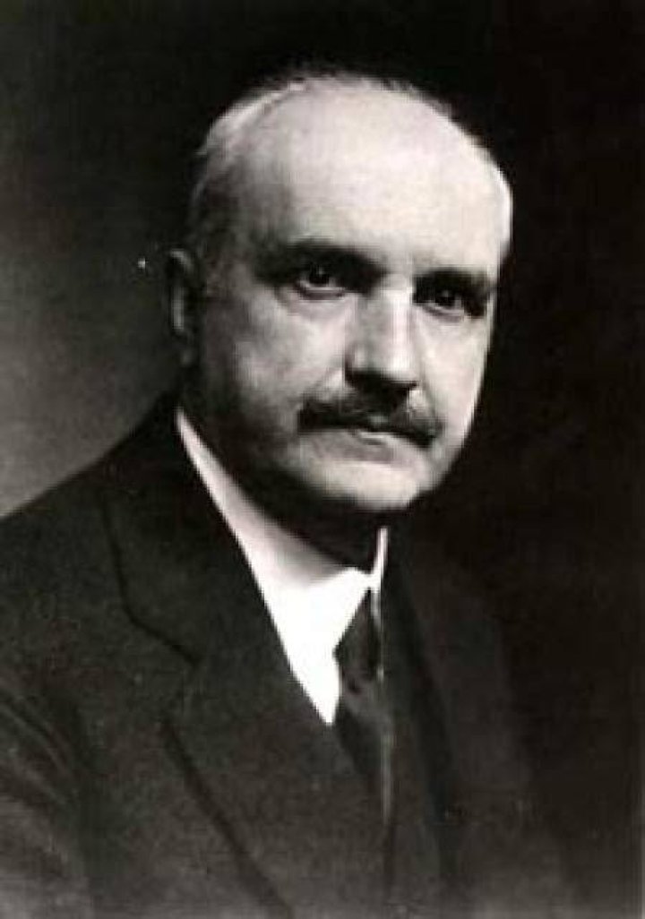 George Santayana Biography