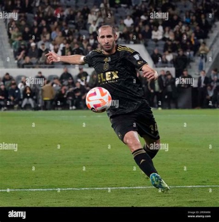 Giorgio Chiellini salary per week at LAFC