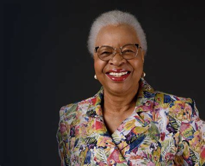 Gra&ccedil;a Machel Biography