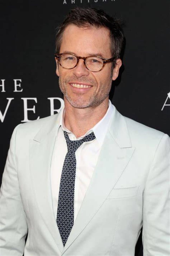 Guy Pearce Biography