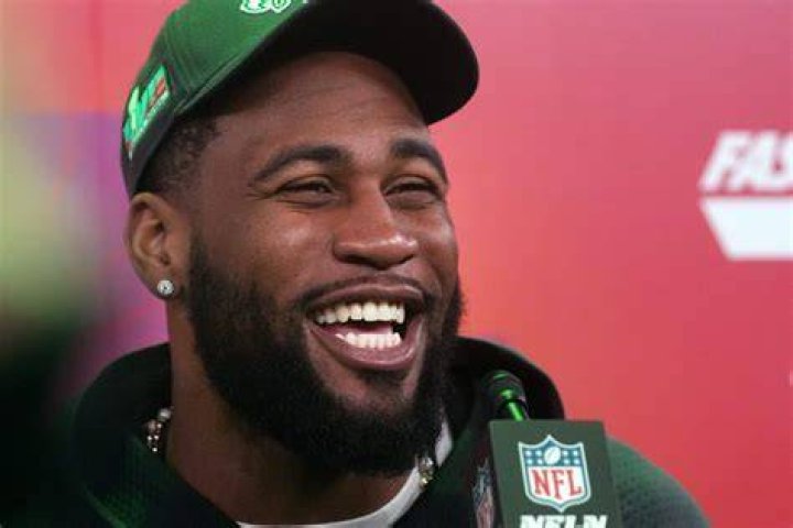 Haason Reddick contract, salary and net worth explored