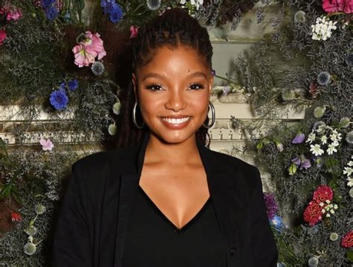 Halle Bailey Biography