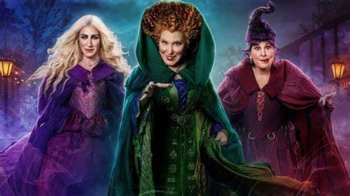Hocus Pocus 2 Set Pics And Videos Reveal Witches In Costume