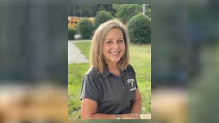 How Did Karen Sinders Die?  Karen Sinders Cause Of Death, NC Wake County Middle School Principal