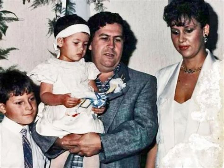 How much did Pablo Escobar burn for his daughter?