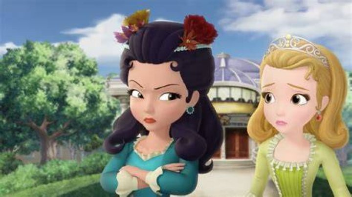 How old is Hildegard from Sofia the First? – Celebrity