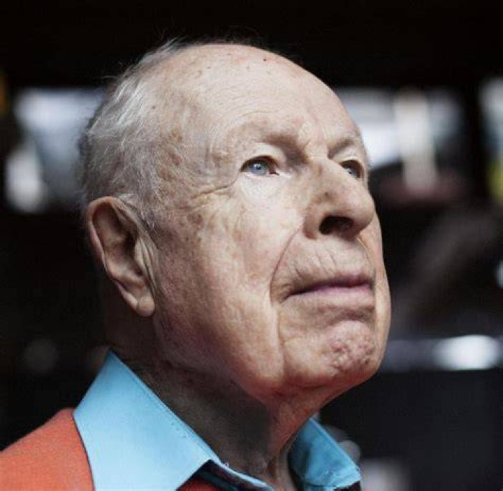 How tall is Peter Brook?