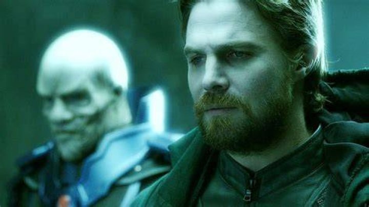 How will Green Arrow return in ‘The Flash’ final season and will he be the Spectre?