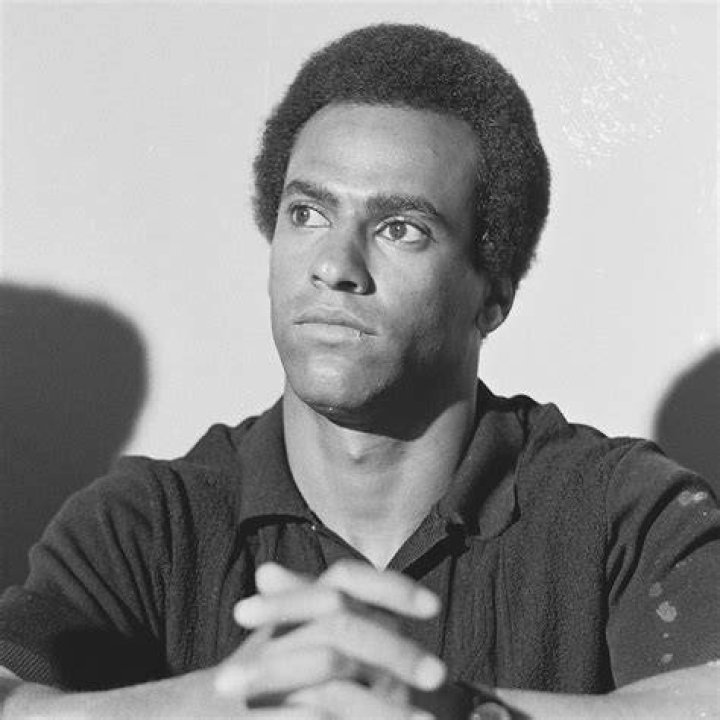 huey-p-newton-75034.jpg