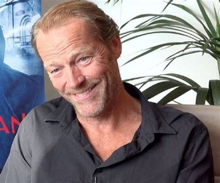 Iain Glen Biography - Facts, Childhood, Family Life & Achievements