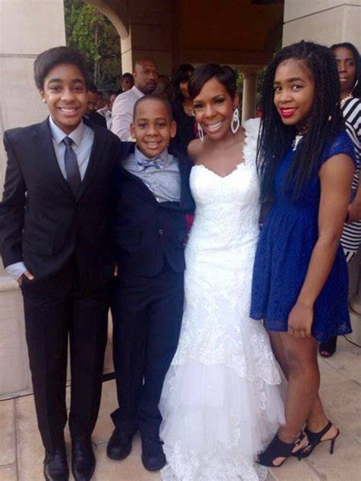 Is Andrea Kelly still married to Brian Mcgee?