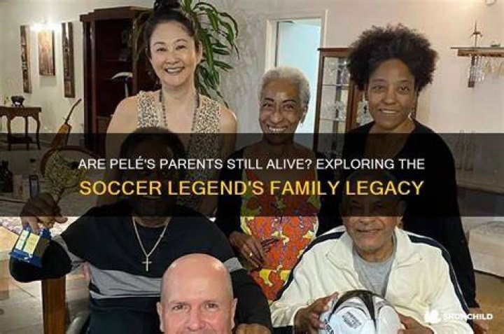 Is Pele African descent? Where are Peles parents from?