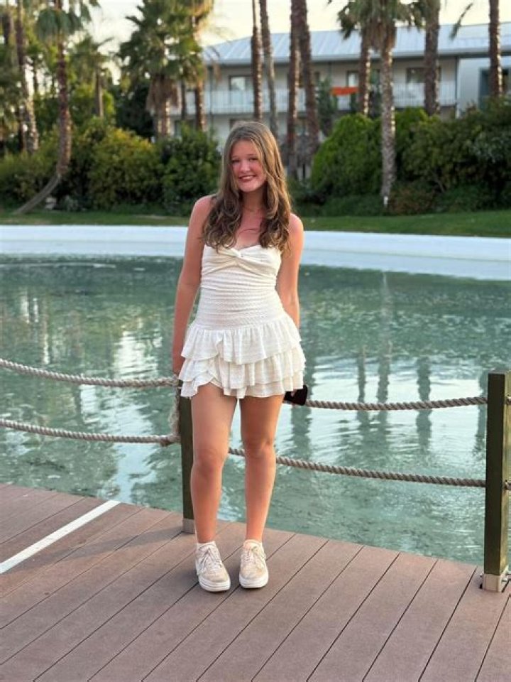 Isla Ingham Biography