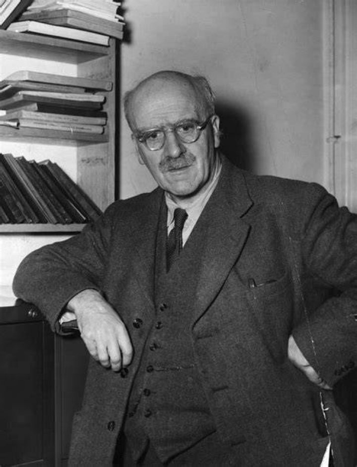J.B.S. Haldane Biography - Facts, Childhood, Family Life & Achievements