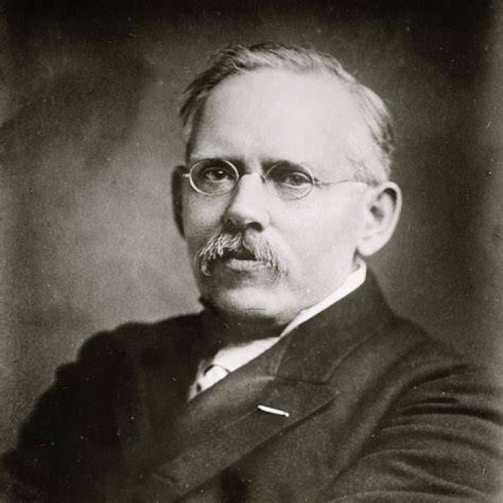 Jacob Riis Biography - Childhood, Life Achievements & Timeline