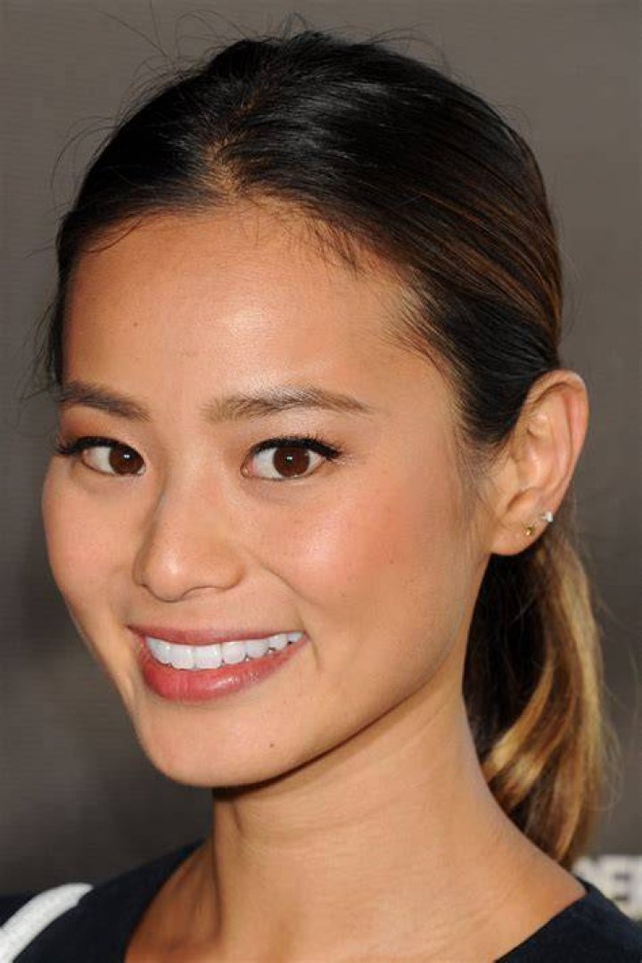 Jamie Chung Biography – Facts, Childhood, Family Life, Career