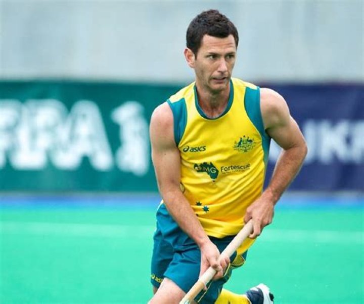 Jamie Dwyer Biography - Facts, Childhood, Family Life & Achievements
