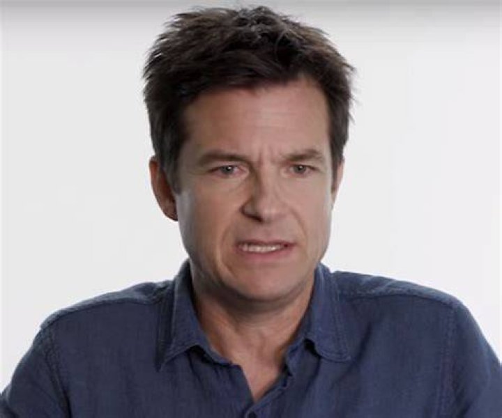 Jason Bateman Biography - Facts, Childhood, Family Life & Achievements