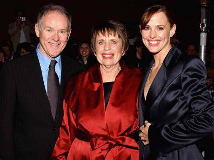 Jennifer Garner parents: Who are her father and mother?