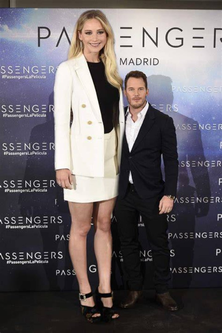 Jennifer Lawrence height: How tall is Jennifer Lawrence?