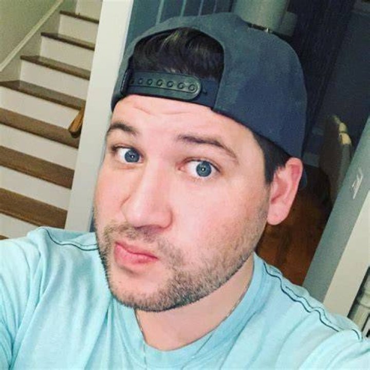 Jesse Vlach Biography