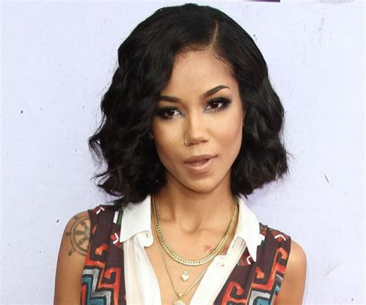 Jhené Aiko Biography - Facts, Childhood, Family Life & Achievements