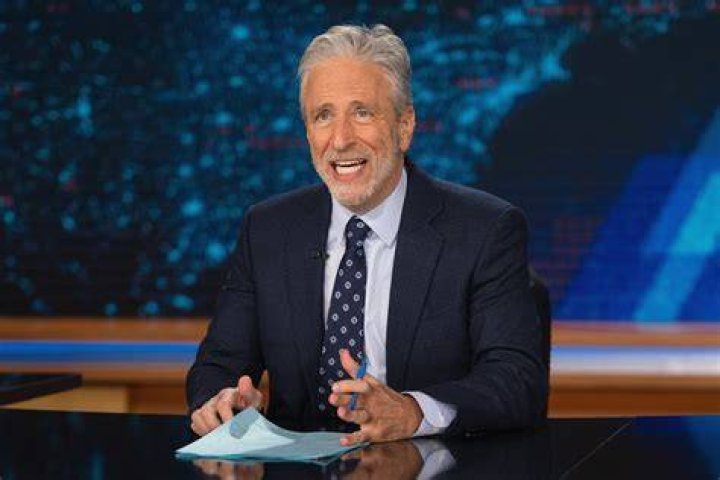Jon Stewart declares ‘Twitter is my bitch’ in attempt to correct spelling error
