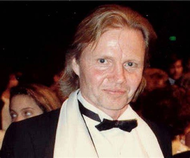 Jon Voight Biography - Facts, Childhood, Family Life & Achievements
