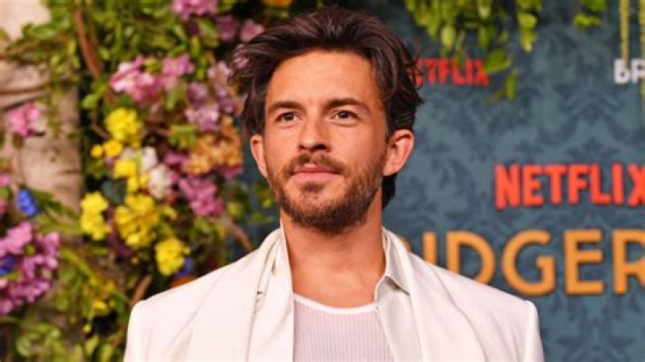 Stuart Bailey: Who is Jonathan Bailey's father? 1 Jonathan Bailey