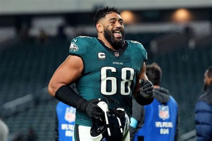 Jordan Mailata age, height, ethnicity, family, college, 40 time, draft, trade, net worth, Instagram 1 Jordan Mailata scaled