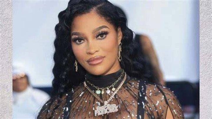 Joseline Hernandez Biography