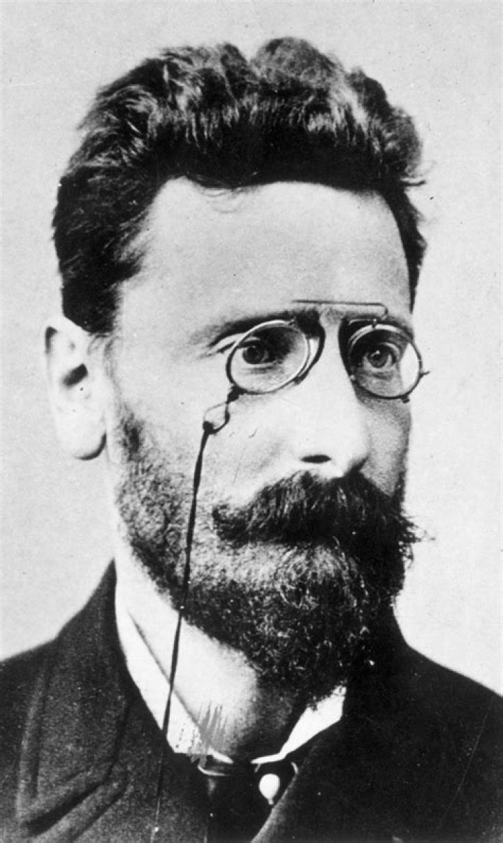 Joseph Pulitzer Biography