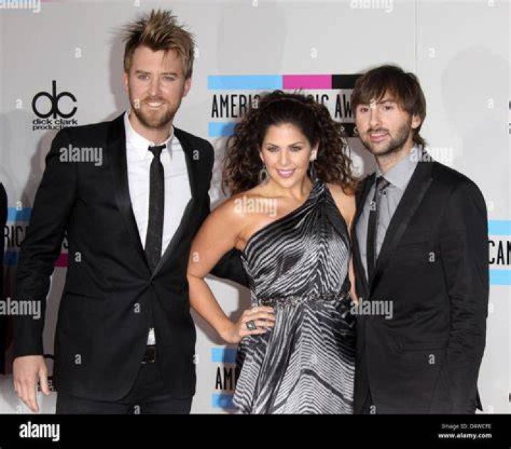 Josh Kelly siblings: Charles Kelley, John Kelley