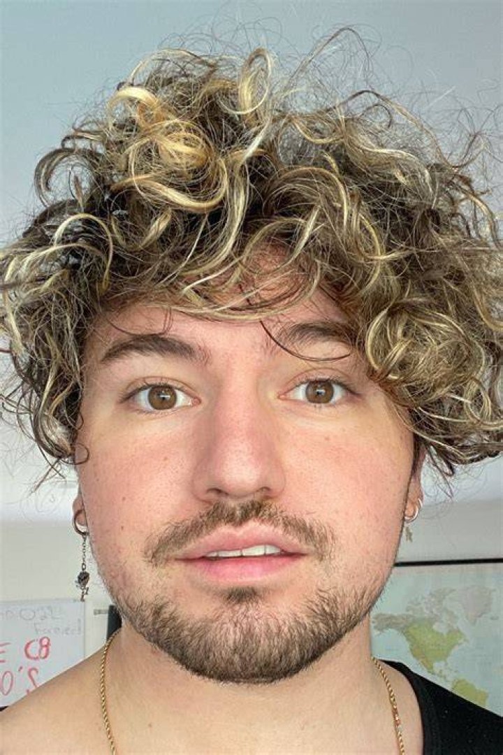 Justin Caylen Biography