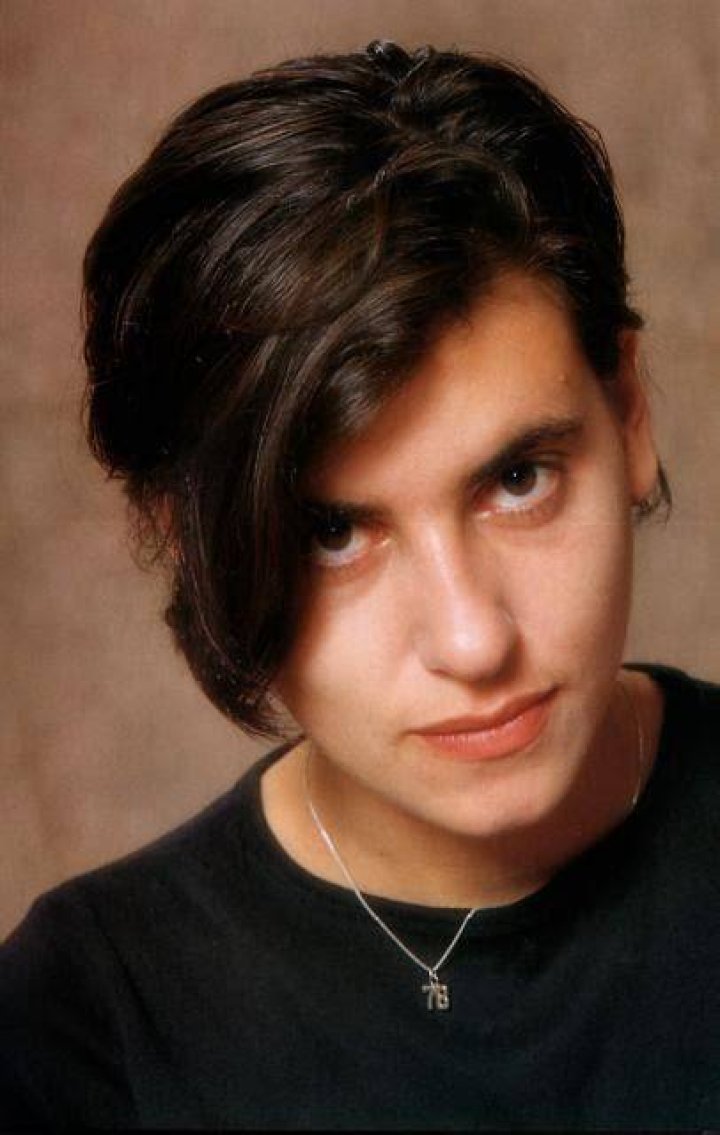 Justine Frischmann Biography