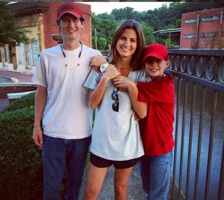 Kaitlan Collins family, husband, children, parents, siblings
