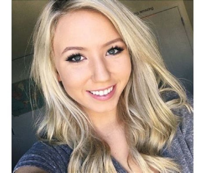 Kalel Cullen (Kristin Smith) - Bio, Facts, Personal Life of YouTube Personality