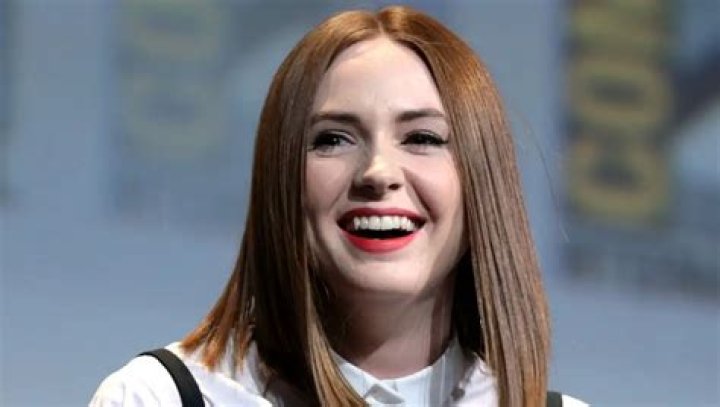 Karen Gillan Biography