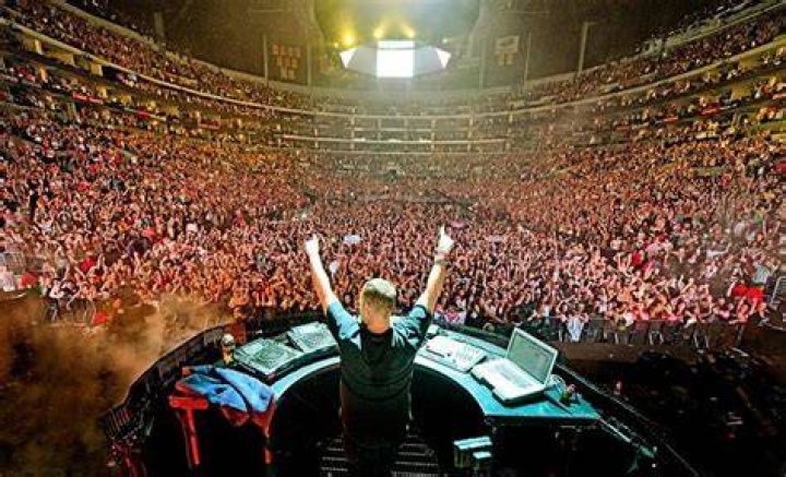 Kaskade Live At Staples Center