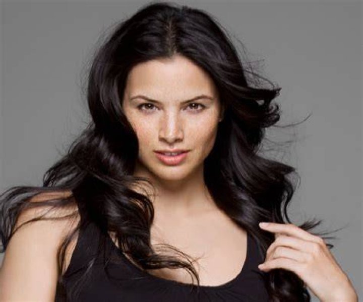 Katrina Law Biography - Facts, Childhood, Family Life & Achievements