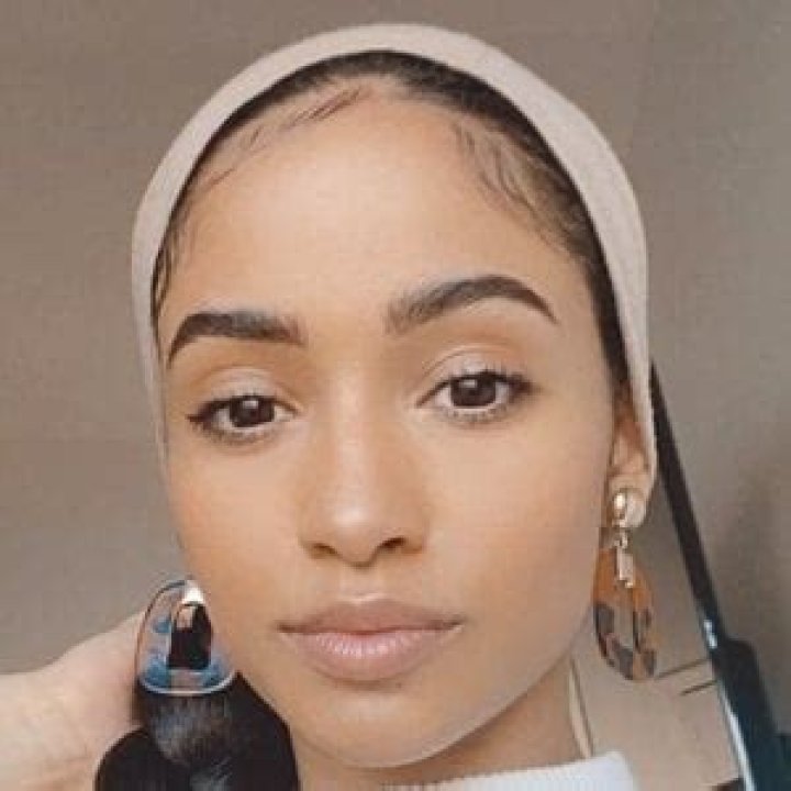 Kayla Phillips Biography