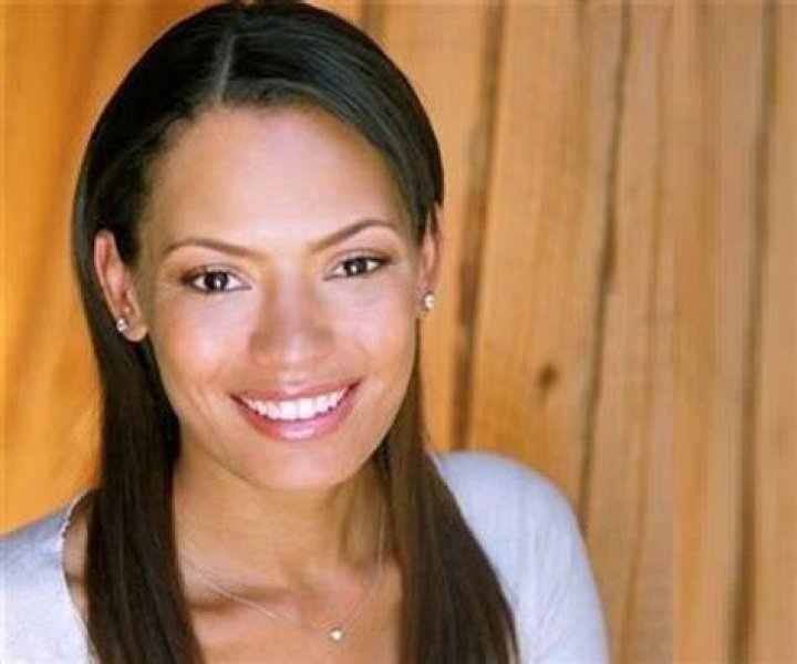 Keisha Nash Whitaker Biography - Facts, Childhood, Family Life & Achievements