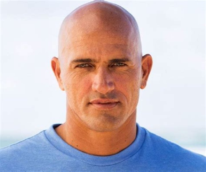 Kelly Slater Biography - Facts, Childhood, Family Life & Achievements