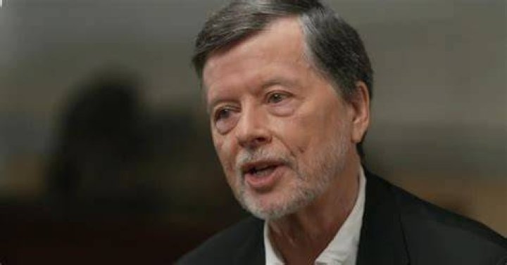 Ken Burns Biography - Childhood, Life Achievements & Timeline