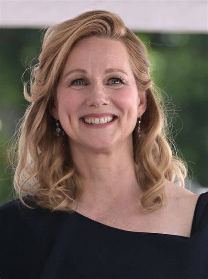 Laura Linney Laura Linney