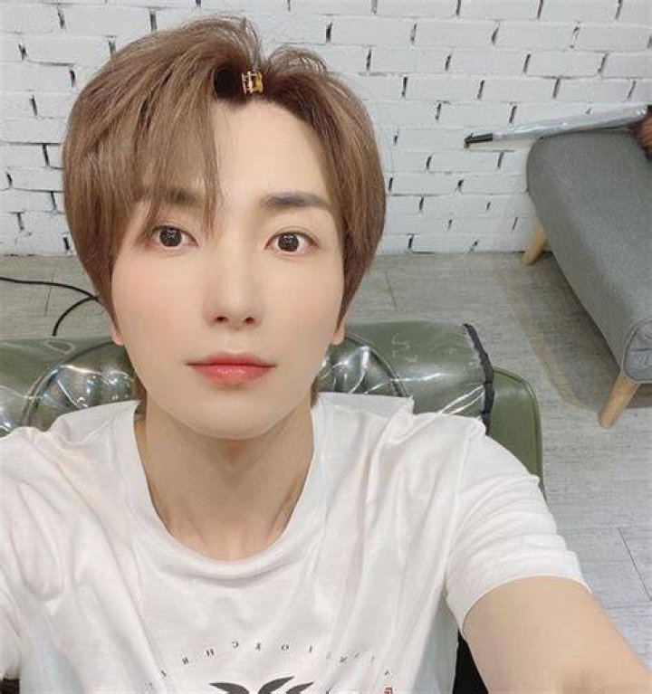 Leeteuk Biography