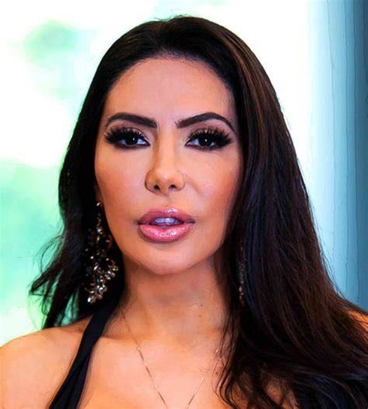 Lela Star Biography, age, height, husband, OnlyFans, leaks, videos, pictures, Twitter