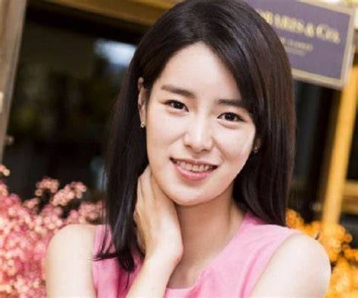 Lim Ji-yeon Biography - Facts, Childhood, Family, Achievements of South Korean Actress