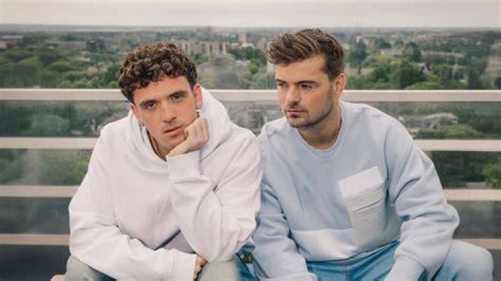Listen To Martin Garrix And Oliver Heldens Crush Their New Year’s Eve Show