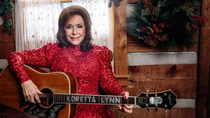 loretta-lynn-33040.jpg